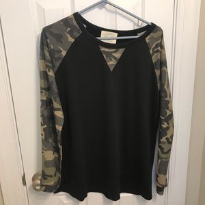 Long sleeve camo